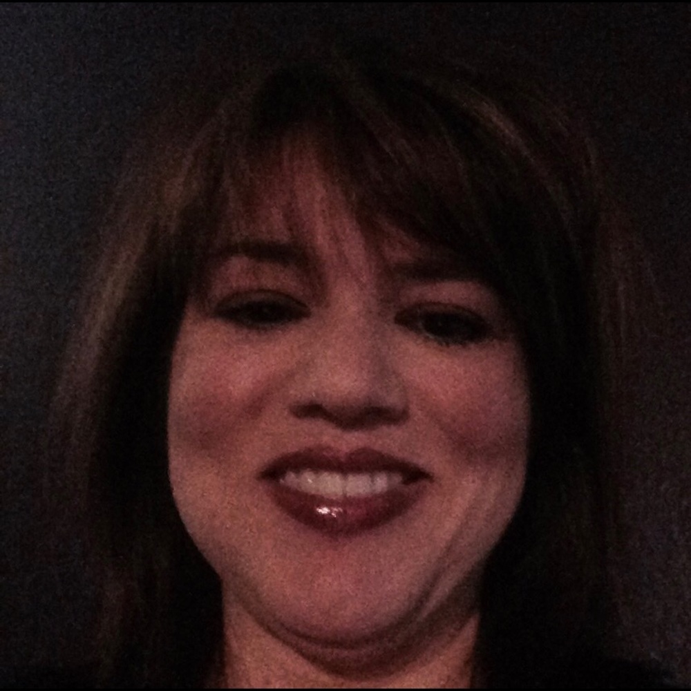 Meet your Posher, Lauren